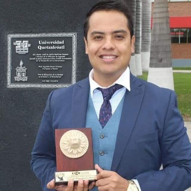 Foto de Lic. Checo Romero