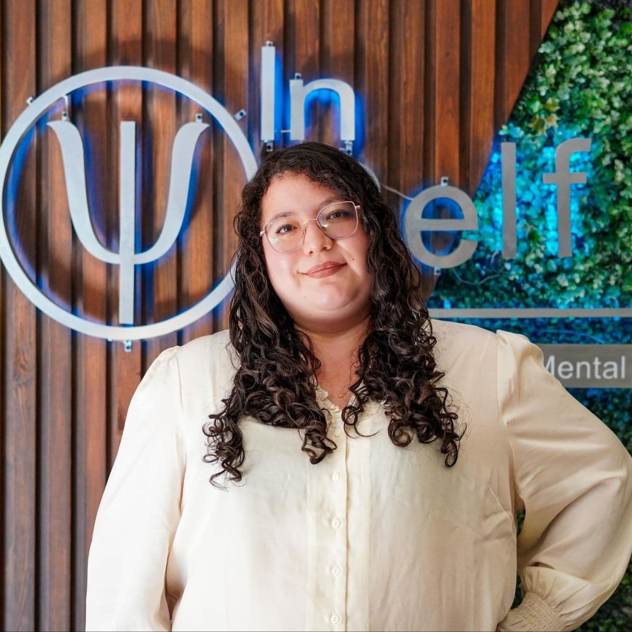 Foto de Lic. María de la Cruz Pérez Serrano